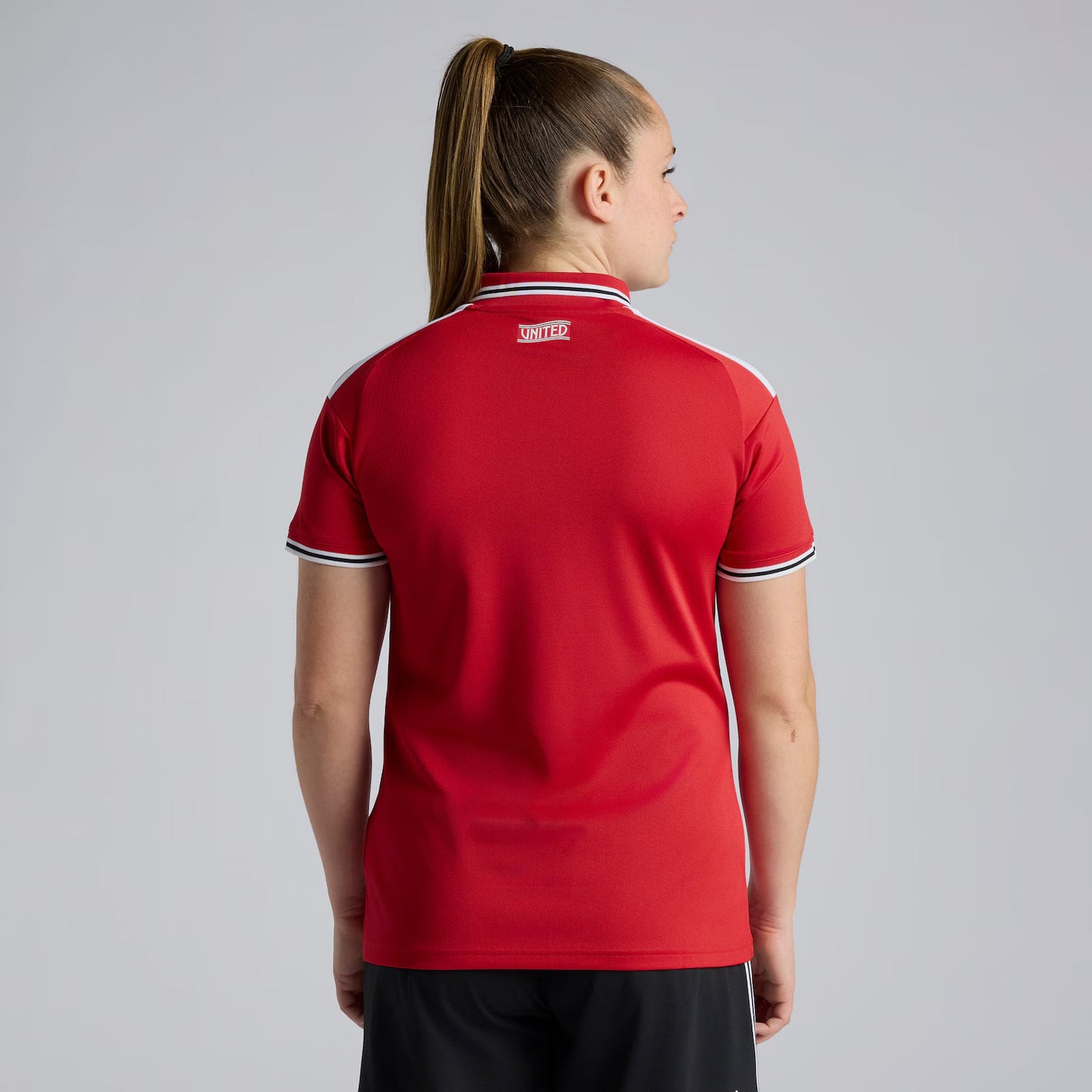 Camisa Manchester United 2026/27 I Feminina Torcedor