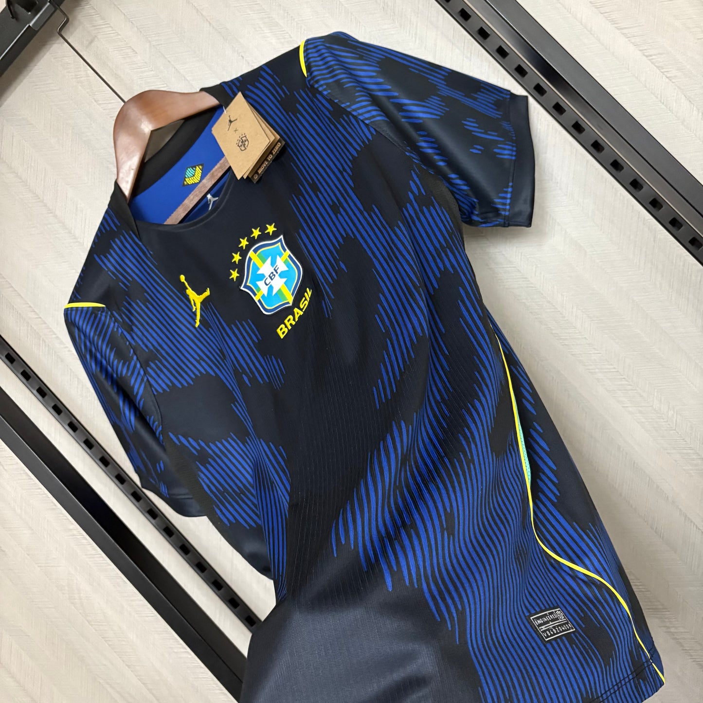 [PRONTA ENTREGA] Camisa Brasil Away 2026 Azul e Preta - Torcedor