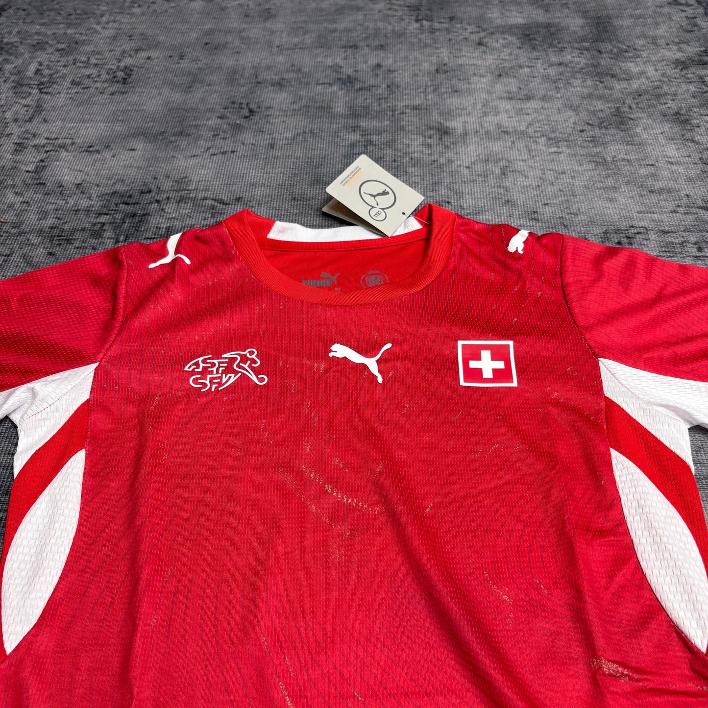 Conjunto Infantil Suiça 2026/27