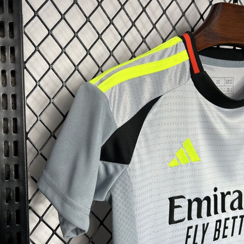 Conjunto Infantil Benfica 24/25 - Cinza