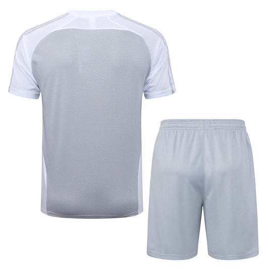 Kit de Treino adulto Real Madrid 2025/26 Short e Camisa