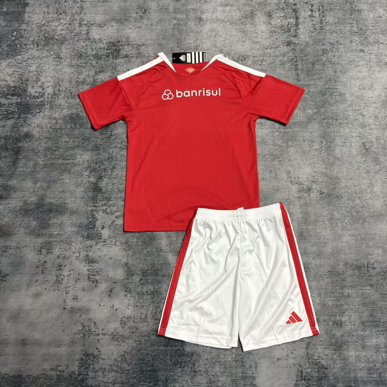 Conjunto Infantil Internacional 2026/27
