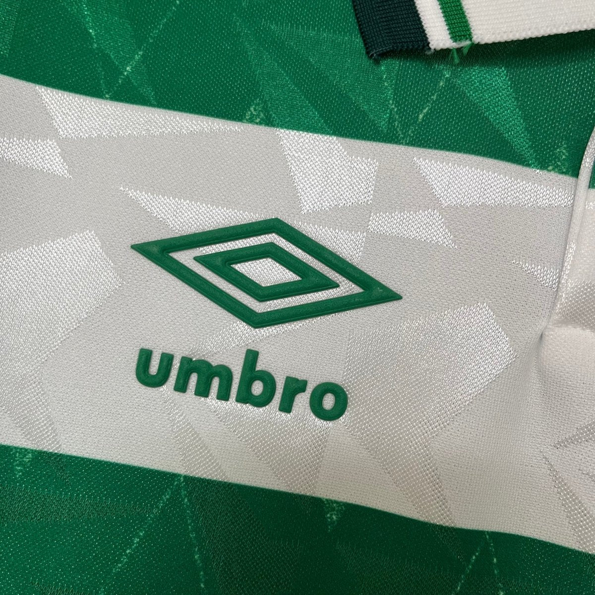 Camisa Celtic Retrô 1987/1989 Verde e Branca - Umbro