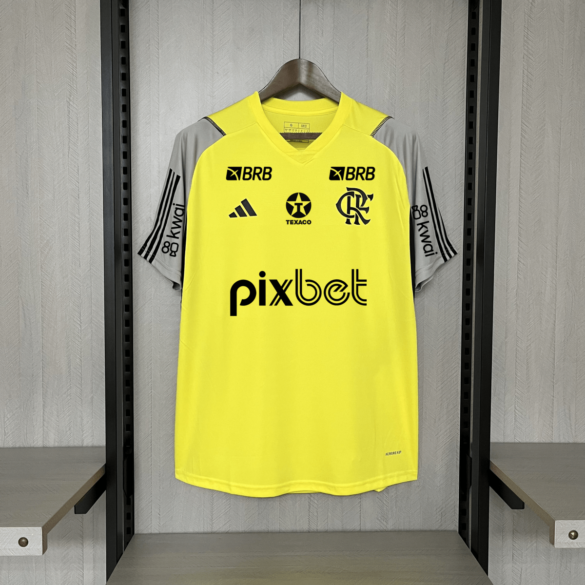 Camisa do Flamengo Treino 24/25 Amarela (Com patrocinio)